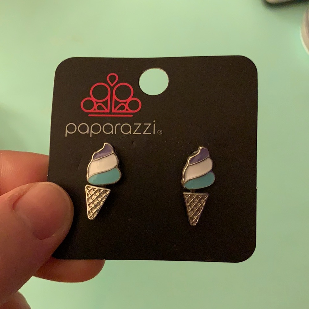 Paparazzi ice cream earrings
